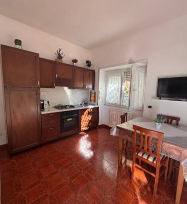 Ciampino Apartment | Biddy's house