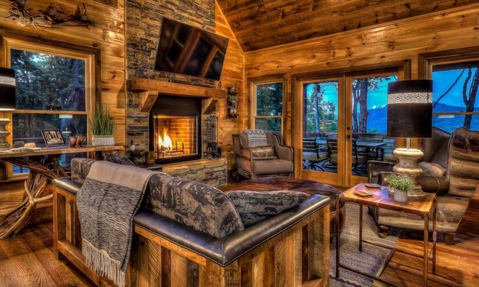 Ridgeline Vistas Cabin | Big View Overlook - Pet Friendly | Hot Tub | Mountain View | Pool Table | Ping Pong