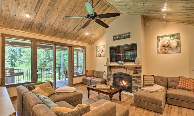 Bigfork House | Bigfork Modern Living - Pet and Family Friendly!