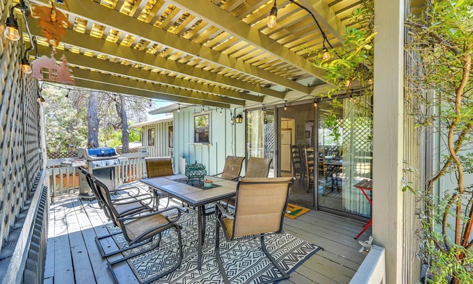 Payson Cottage | Bike, Hike & Unwind: Tranquil Payson Getaway!