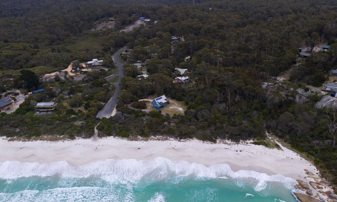 Binalong Bay House | Binalong - 5min from beach and pet friendly