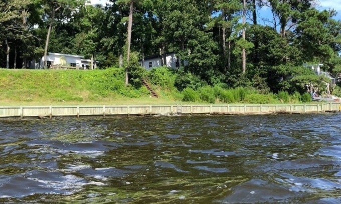 Jarvisburg Cottage | Birds eye view (waterfront cottage)