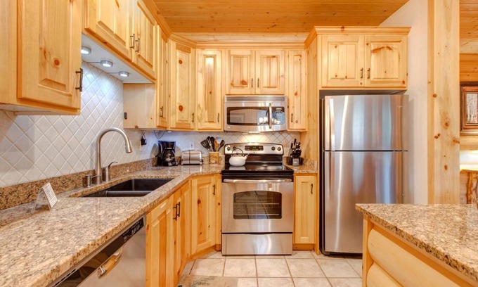 Deer Valley Condo | Black Bear Lodge 2 Bedrooms BBL-251 by KBM