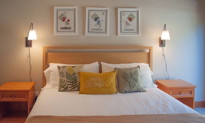 Black Butte Ranch Apartment | Black Butte Ranch Lodge Room 016