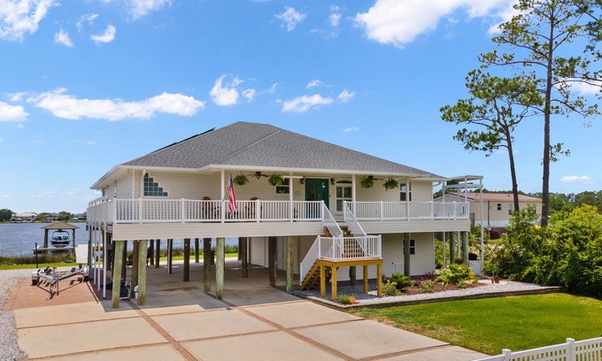 Harold House | Blackwater Retreat - Get away from it all at Southern Sol!