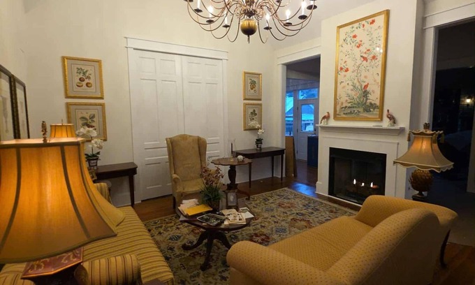 Barhamsville House | Blisland, Est. 1749.