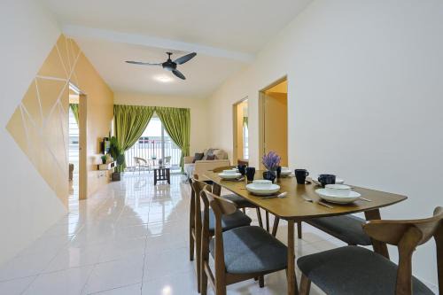 Brinchang Apartment | Blissful Escape Perfect Homestay for Families & Friends Clover Home 3-03A