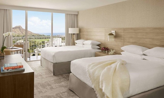 Waikiki Resort | Blissful Hideaway! 3 Ocean View Units, 2 Restaurants, Walk to Waikiki Beach!
