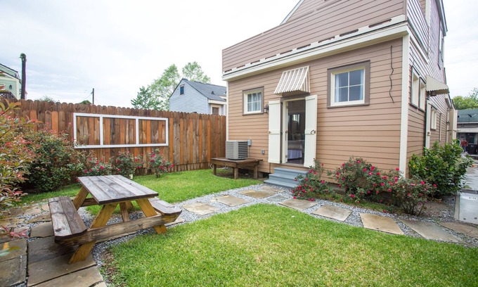 Seventh Ward House | Blocks to FQ, Large, w/Balcony, Private Yard. Ask About Adjacent Property!