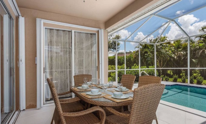 Central Naples House | Blue Bayou Oasis * Luxury Pool home & Sunshine!