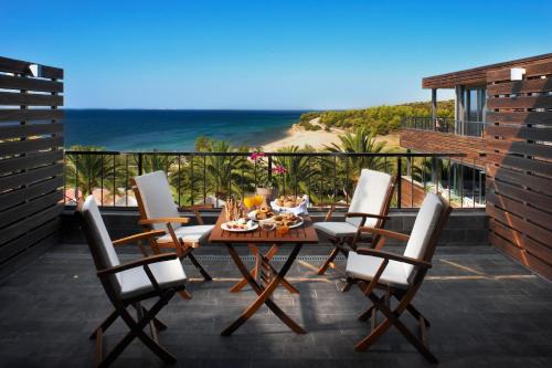 Ormilia Resort | Blue Dolphin Hotel
