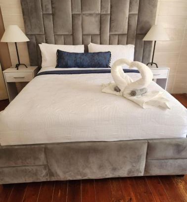Benoni House | Blue Escape Life and Leisure Guest House