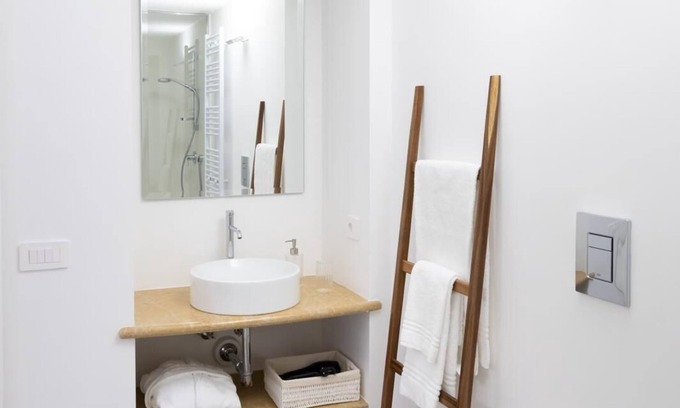 Chiaia Bed & Breakfast | BLUE HOUSE CRISPI 51