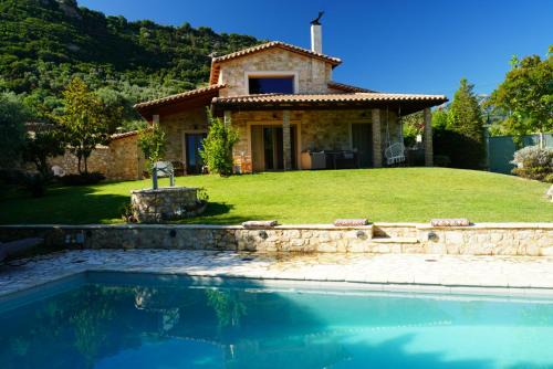 Koumaris Villa | Blue Jasmine Villa