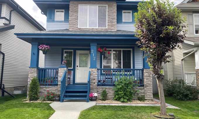 Southeast Edmonton Bed & Breakfast | Blue Kuti B&B