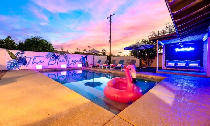 Scottsdale Estates Nine House | Blue Lagoon - HTD Pool, Ping Pong, Old Town 1mile