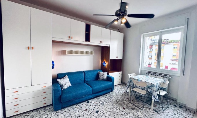 Crescenzago Apartment | Blue Milano