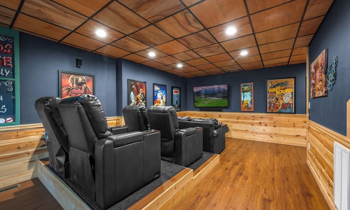 Pigeon Forge Cabin | Blue Mist - Cozy Family Cabin - Close to all attractions!