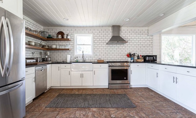Saugerties House | Blue Mountain Cabin - Saugerties Gem with Hot Tub