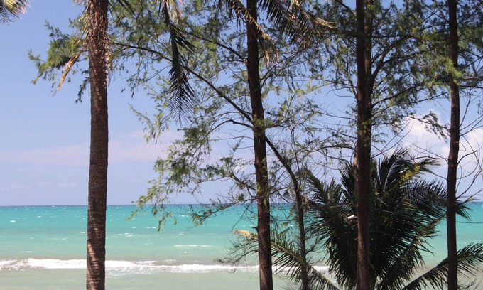 Infanta Hotel | Blue Pavilion Beach Resort