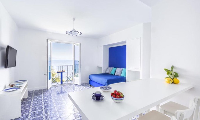 Marina Grande Apartment | Blue View Capri Apartment