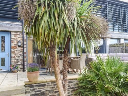 Grampound House | Bluebell Barn