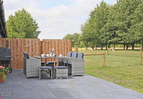 Beccles House | Bluebell Cottage