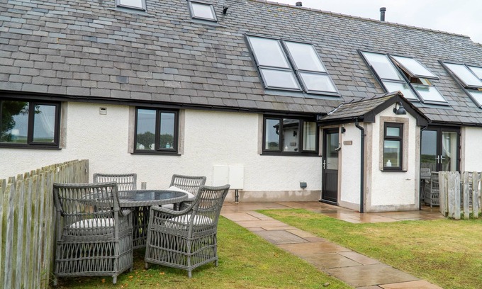 Newton in Furness Cottage | Bluebell Cottage - Two bedroom property with hot tub, close to the beach.