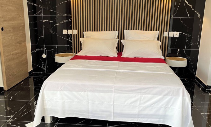 Sainte-Anne Cottage | blueberry bungalow on the estate