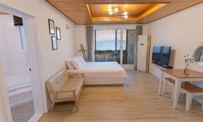 Namhae Condo | Bluegrad Pension