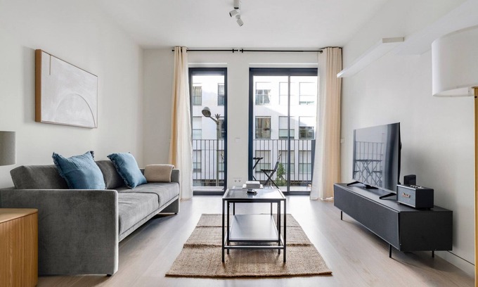 Sao Sebastiao da Pedreira Apartment | Blueground | Avenidas Novas, terrace, nr Parque Eduardo VII