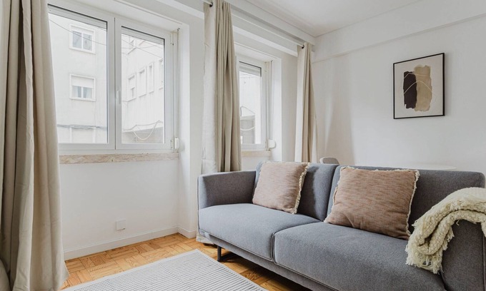 Penha de Franca Apartment | Blueground | Penha de França, a/c & washer