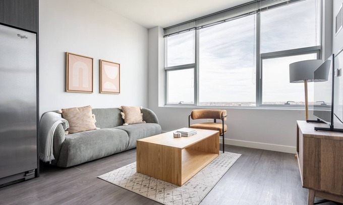 Printers Row Apartment | Blueground | South Loop, pool & gym, nr park