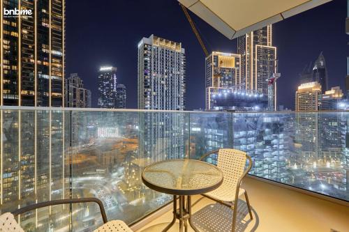 Downtown Dubai Apartment | bnbmehomes - Opera Grand