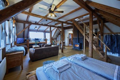 Mirova pod Kozakovem House | Božská usedlost