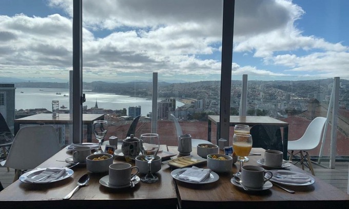 Cerro Alegre Hotel | BO Hotel & Terraza