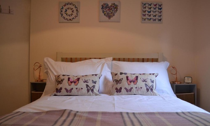 Bonnington Apartment | Boat Green Apartment