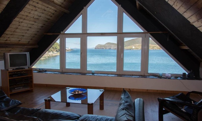 Valentia Island House | Boat House on the Beach