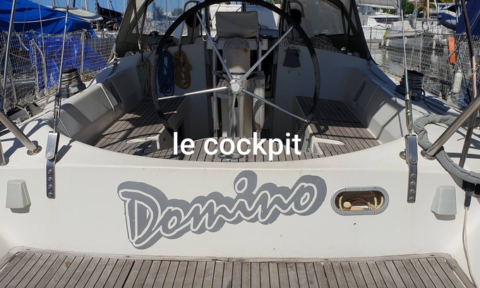 Pointe-a-Pitre Boat Rental | Boat rental at bas du fort marina