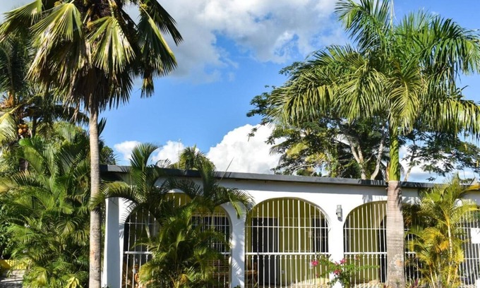 Reparto Ibarra House | BOCA DEL PARAISO 2 EXTENSION, BOCA CHICA RD