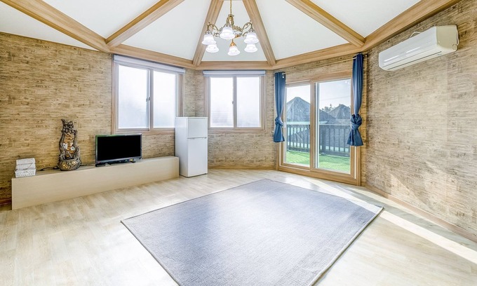 Boryeong House | Boeryeong Rainbow Oceanview Pension