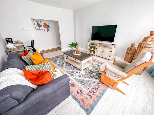 West New Haven Apartment | Bohemian Nook At Elm City Flats
