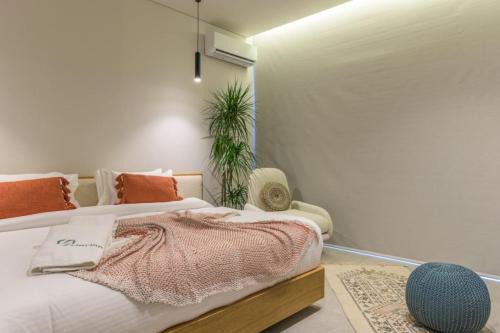 Beirut Apartment | BOHO Studio Dream Catcher in Mar Mikhael