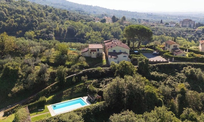 Lamporecchio Villa | Borgo Casorelle 12 in Lamporecchio , Toscana