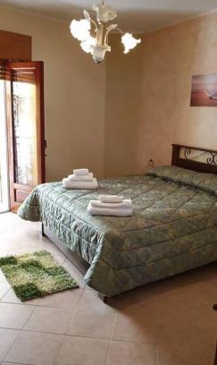 Castelmola Apartment | Borgo San Giorgio Apartment