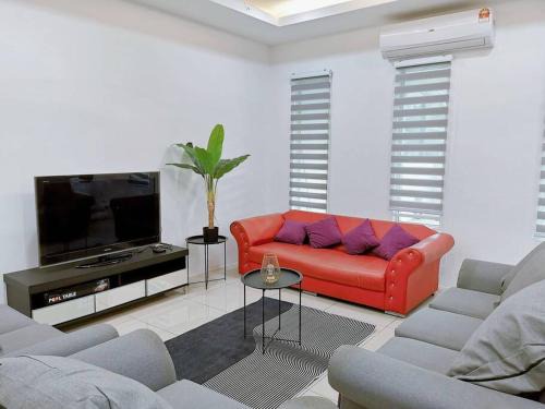 Kampung Sengat House | Botani Tmn Cyber Ipoh(24 pax/tv box/mahjong)