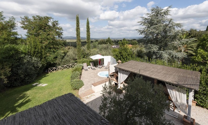 Scarlino House | Botrona B&B