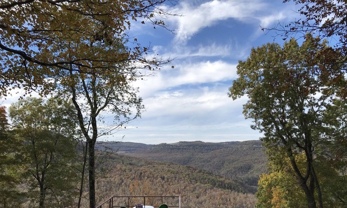 Jasper Cabin | Boulder Bluffs | Buffalo River Cabins | Observation Deck | Jasper, AR