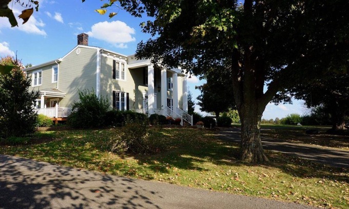 Danville House | Bourbon Country Dreams Luxury Kentucky Estate