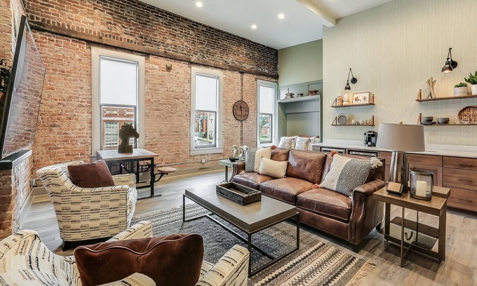 Shelbyville Apartment | Bourbon Trail Central Location Sleeps 14